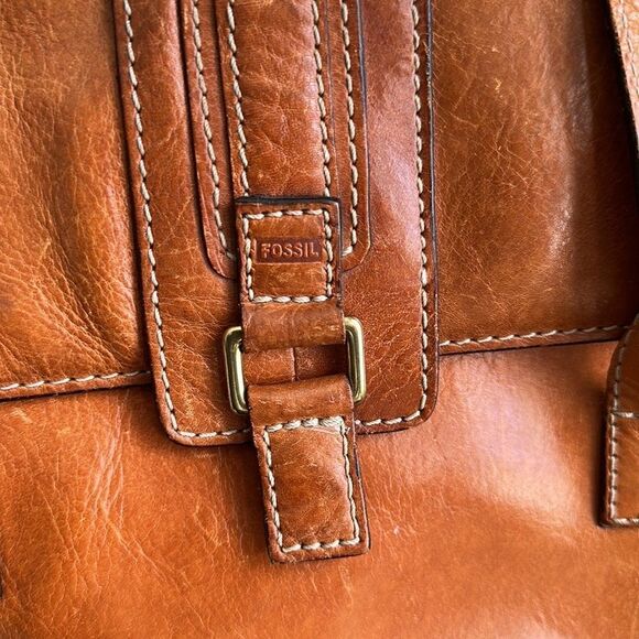 Fossil - Vintage Leather 1954 Shoulder Bag - Picture 3 of 9